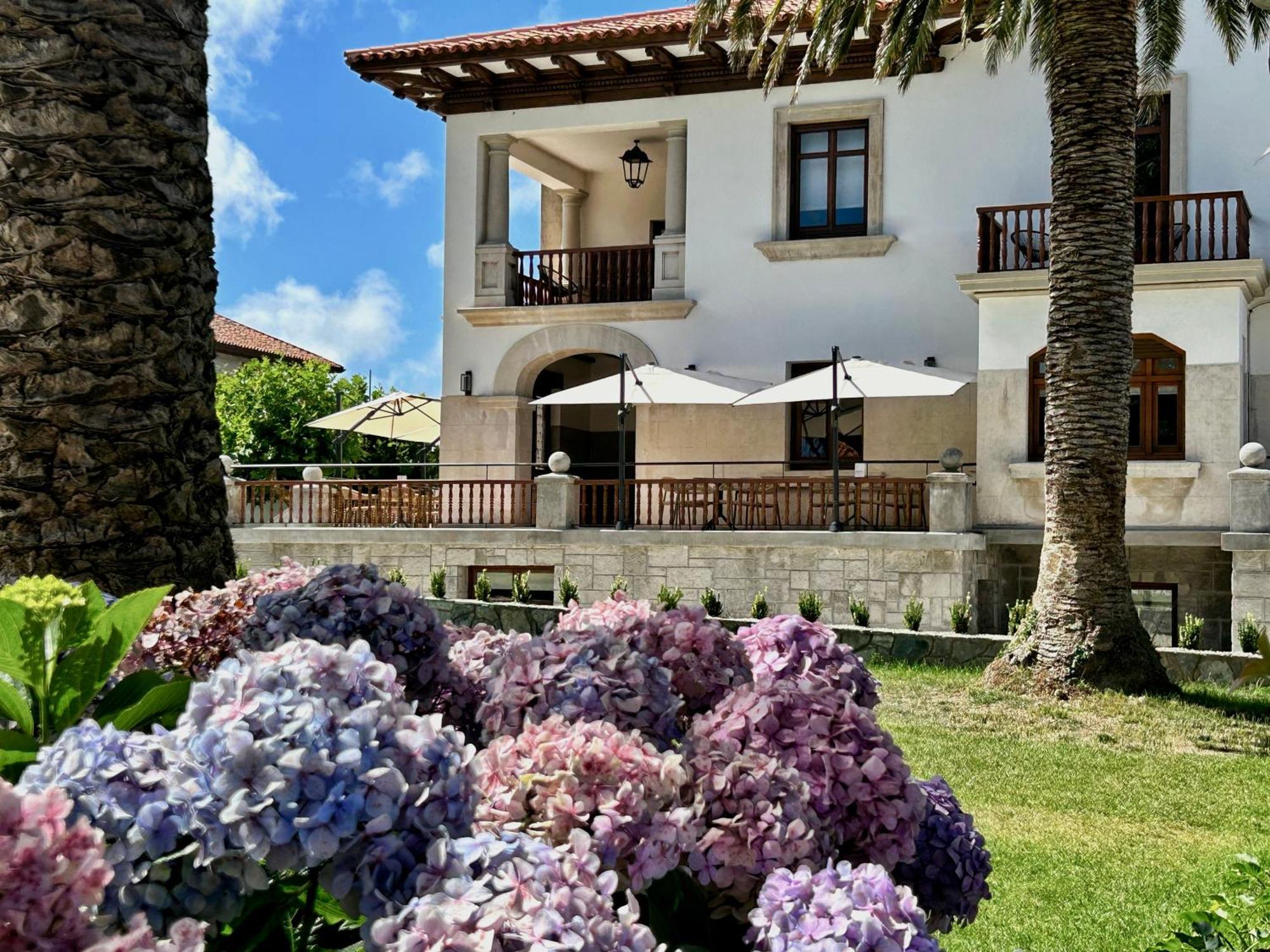 Hotel El Rosal De Cudillero Exteriör bild
