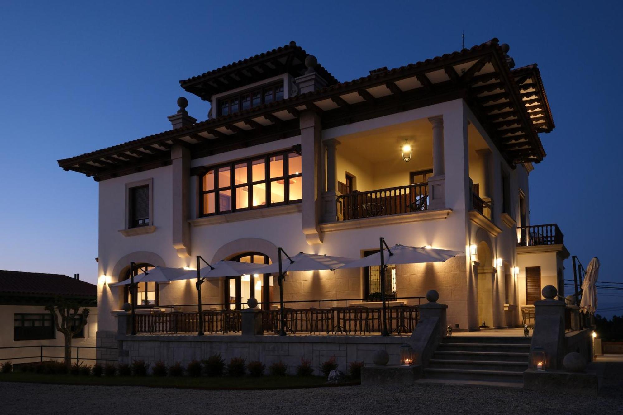 Hotel El Rosal De Cudillero Exteriör bild
